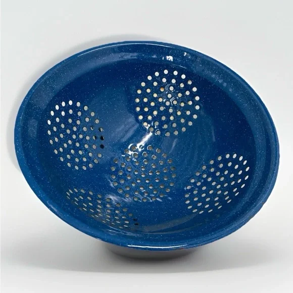 Vintage Cinsa Blue Speckled Enamel Colander 3-Legged Camping Utilitarian - Picture 2 of 6